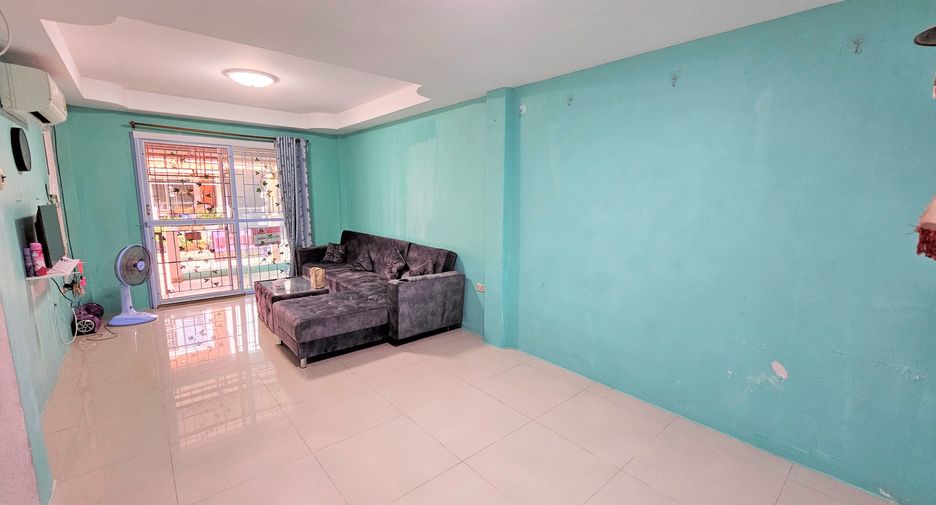 For sale 4 bedrooms townhouse in Mueang Samut Sakhon, Samut Sakhon