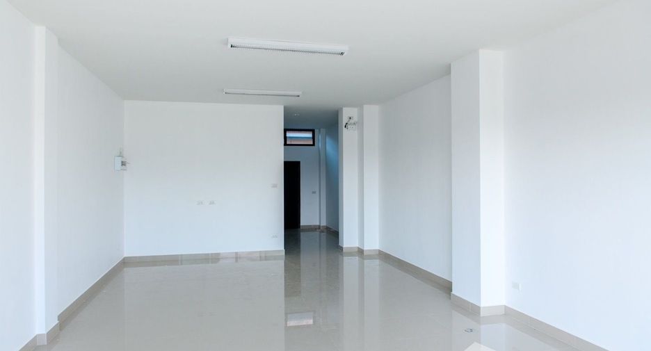 For sale 4 bedrooms retail Space in Mueang Songkhla, Songkhla