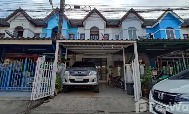 Reihenhaus zum Kauf mit 2 Zimmer in Bang Kruai, Nonthaburi