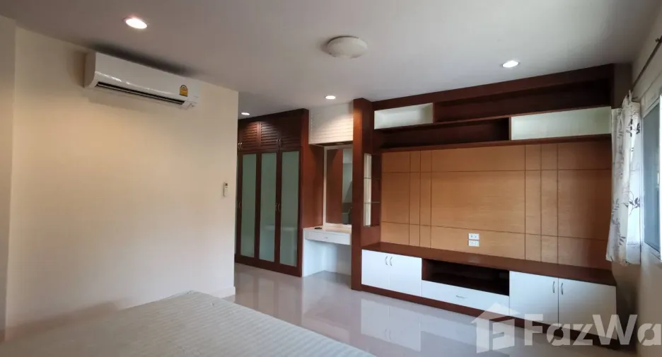 Haus zum Kauf mit 2 Zimmer in Mueang Phitsanulok, Phitsanulok