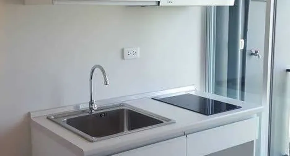 For sale 1 bed condo in Mueang Rayong, Rayong