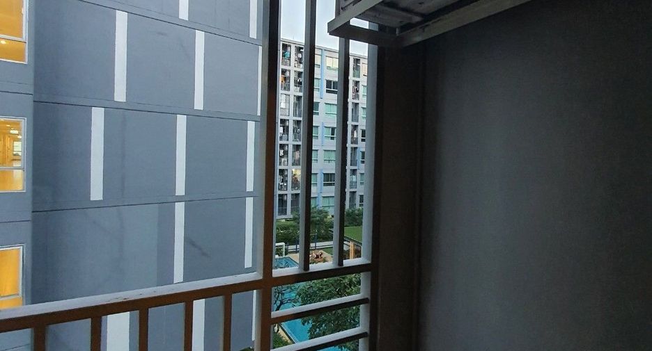 For sale 1 bed condo in Mueang Samut Prakan, Samut Prakan