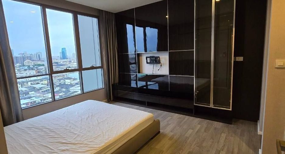 For sale 2 bedrooms condo in Sathon, Bangkok