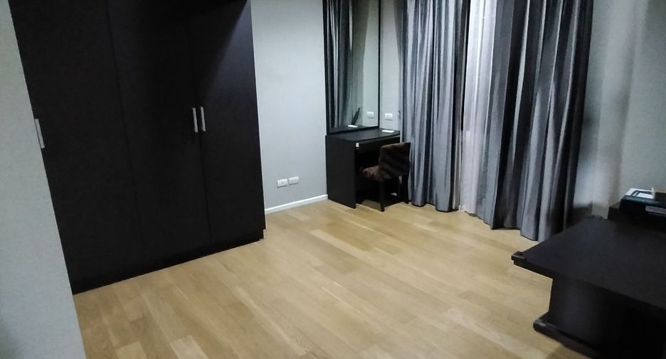 For rent and for sale 2 bedrooms condo in Watthana, Bangkok