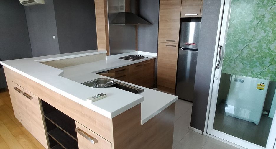 For rent and for sale 2 bedrooms condo in Watthana, Bangkok