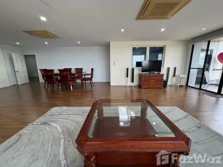 Wohnung zur Miete mit 3 Zimmer in Mueang Nonthaburi, Nonthaburi