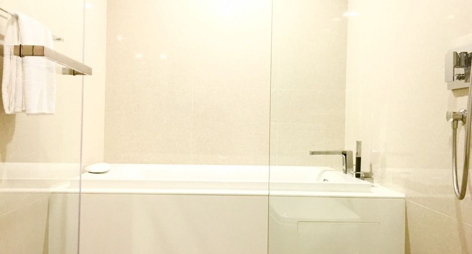 For rent and for sale 1 bed condo in Khlong Toei, Bangkok