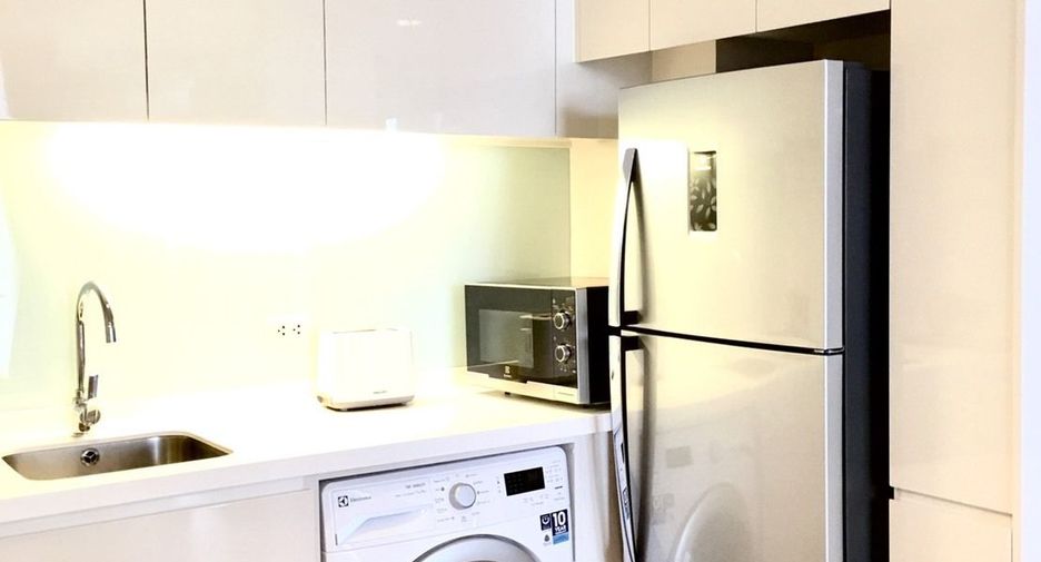 For rent and for sale 1 bed condo in Khlong Toei, Bangkok