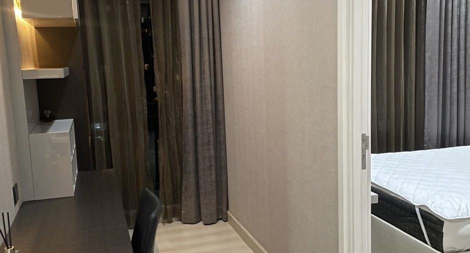 For sale 2 bedrooms condo in Phaya Thai, Bangkok