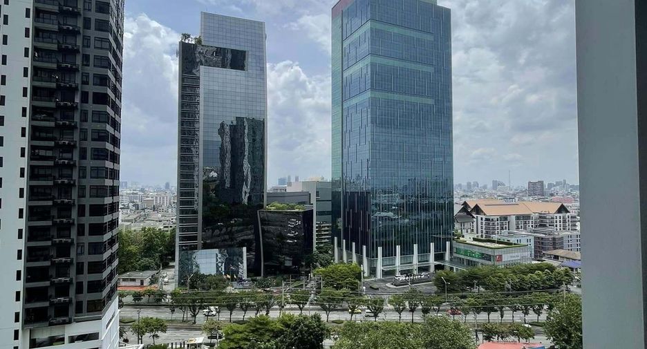 For sale and for rent 2 bedrooms condo in Huai Khwang, Bangkok