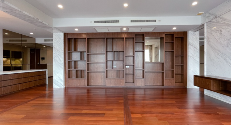 For sale 2 bedrooms condo in Bang Kho Laem, Bangkok