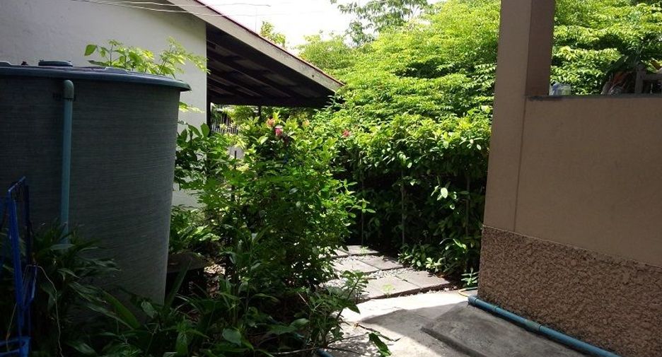 For sale land in Din Daeng, Bangkok