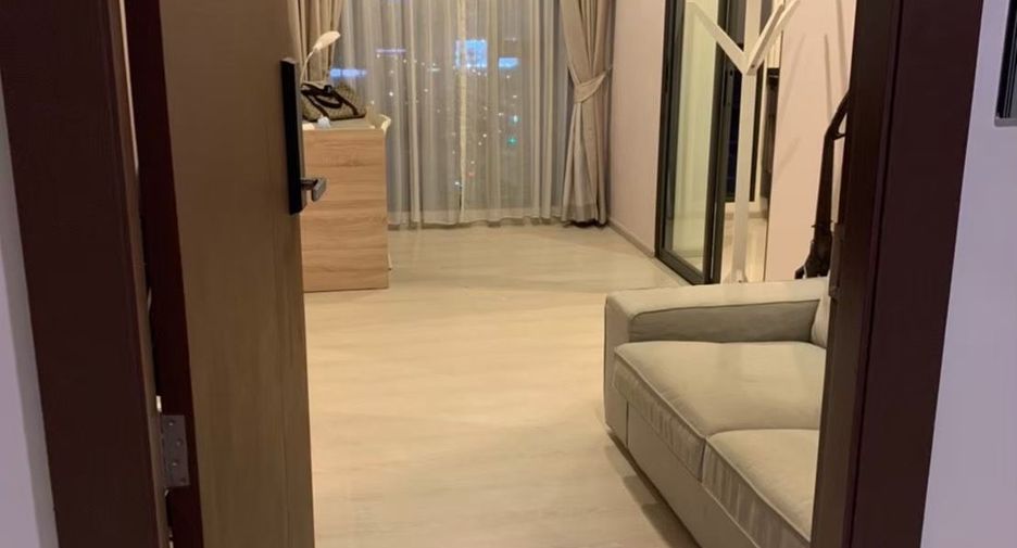 For sale 1 bed condo in Huai Khwang, Bangkok