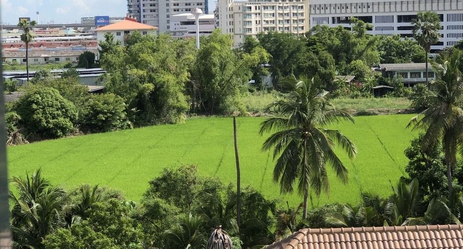 For sale 1 bed condo in Bang Bua Thong, Nonthaburi