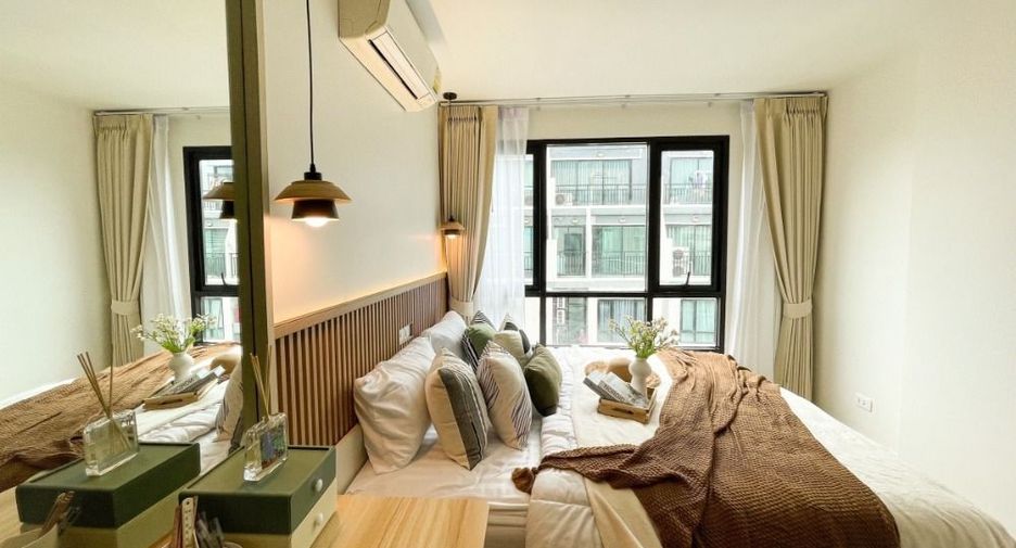 For sale 1 bed condo in Mueang Samut Prakan, Samut Prakan
