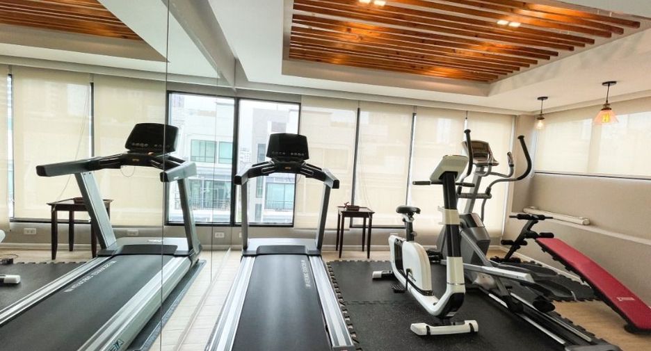 For sale 1 bed condo in Mueang Samut Prakan, Samut Prakan