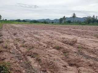 出售 土地 在 Tha Yang, Phetchaburi