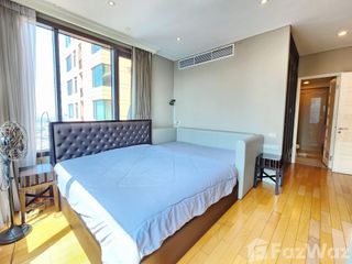 For sale 2 bedrooms condo in Khlong Toei, Bangkok