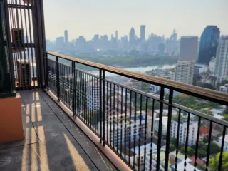 For sale 2 bedrooms condo in Khlong Toei, Bangkok