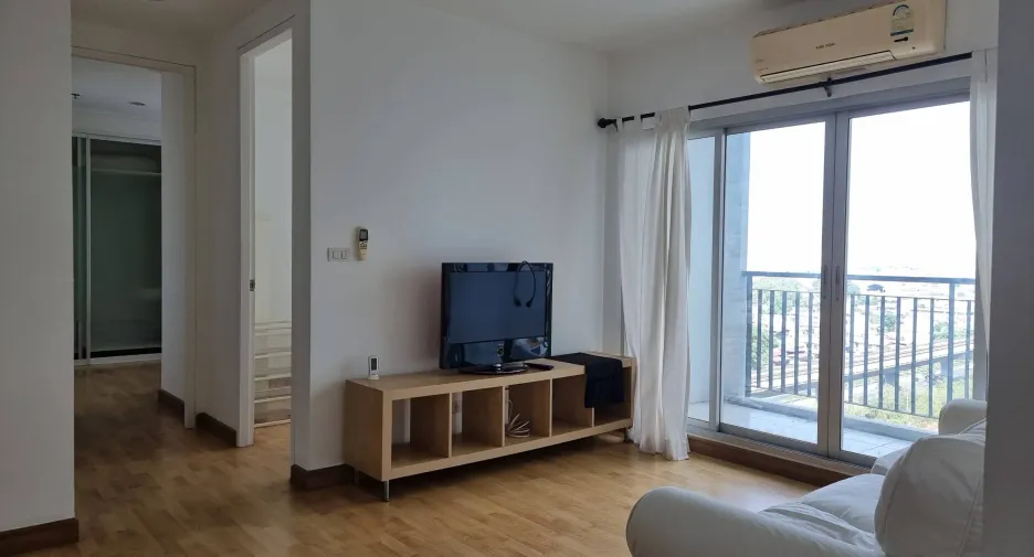 For sale 2 bedrooms condo in Thon Buri, Bangkok