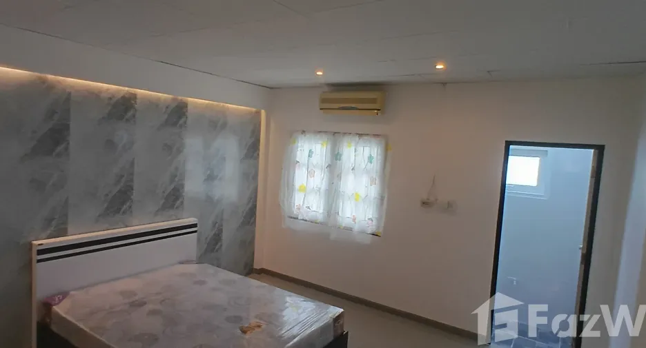 For sale 4 bedrooms townhouse in Bang Bua Thong, Nonthaburi