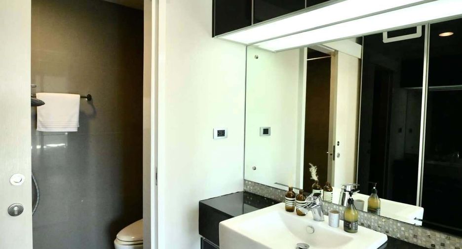For sale and for rent 1 bed condo in Khlong Toei, Bangkok