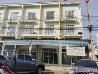 Reihenhaus zur Miete mit 6 Zimmer in Thanyaburi, Pathum Thani