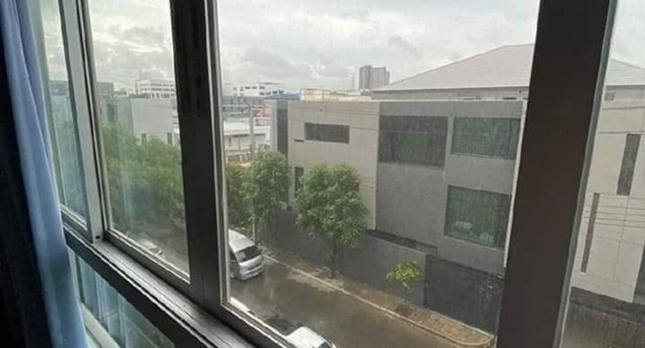 For sale 1 bed condo in Suan Luang, Bangkok