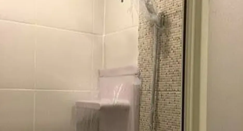 Wohnung zum Kauf mit 1 Zimmer in Chom Thong, Bangkok