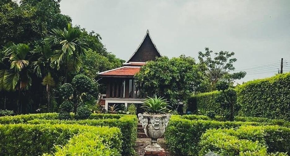出售 4 卧室 别墅 在 Nakhon Chai Si, Nakhon Pathom