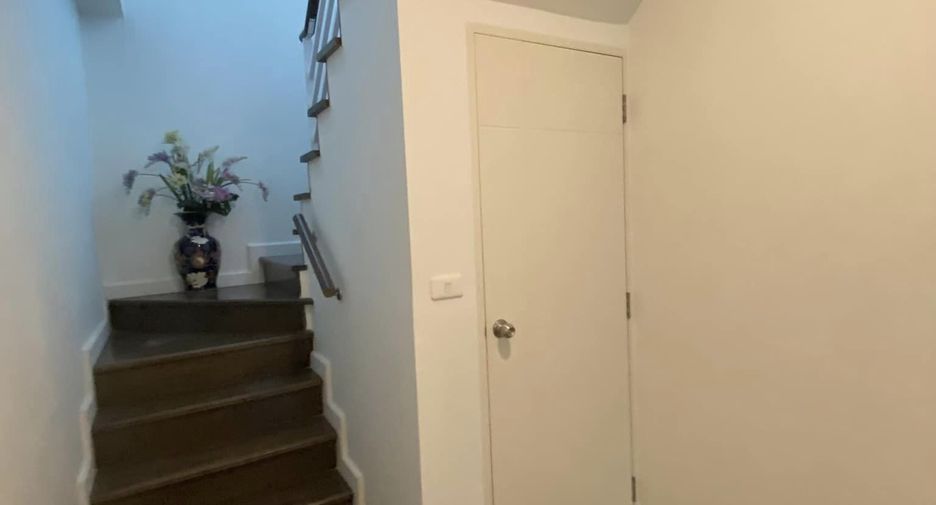 For sale 3 bedrooms townhouse in Bang Phli, Samut Prakan