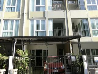 出售 3 卧室 联排别墅 在 Bang Phli, Samut Prakan