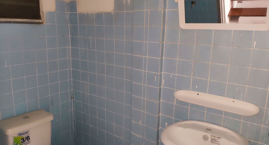 Продажа 3 спальни таунхаус в Khlong Luang, Патумтани