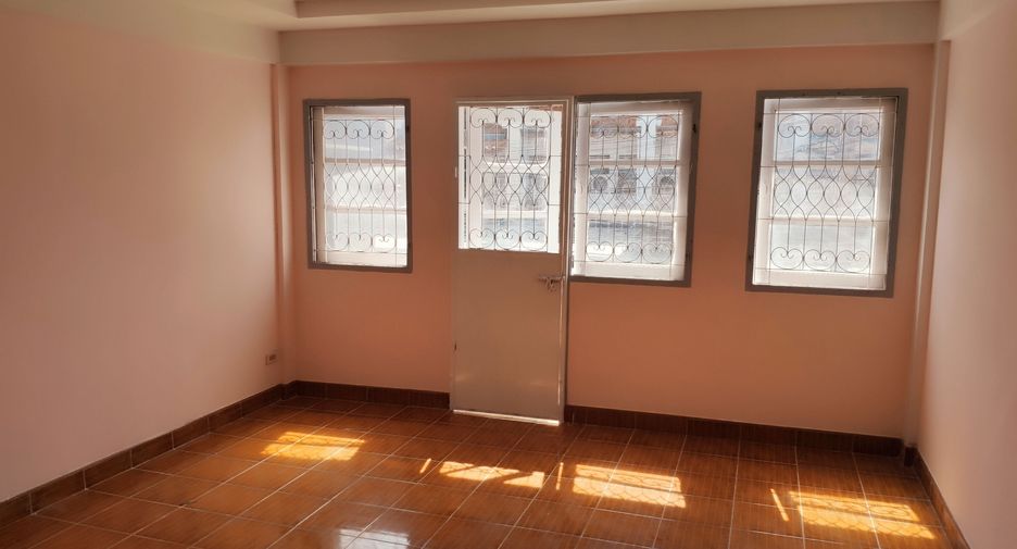 Продажа 3 спальни таунхаус в Khlong Luang, Патумтани