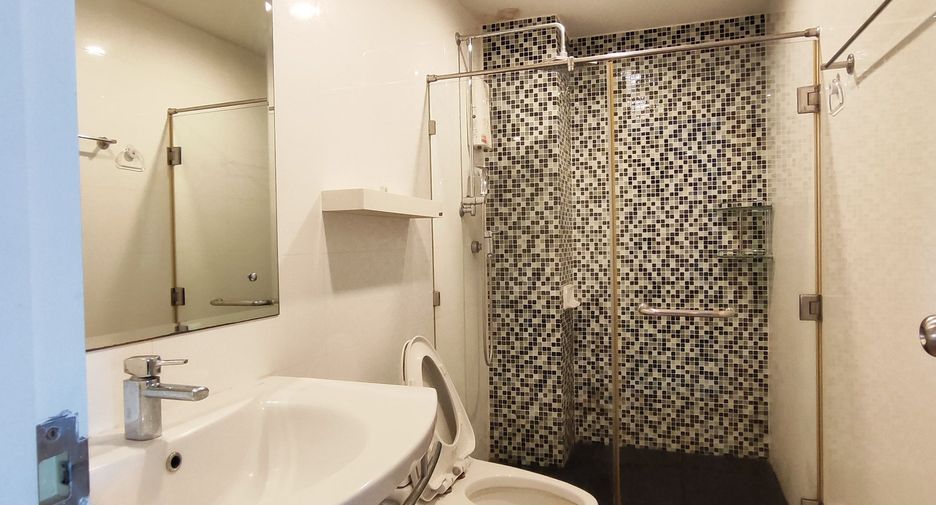 À vendre 1 chambre condo à Din Daeng, Bangkok