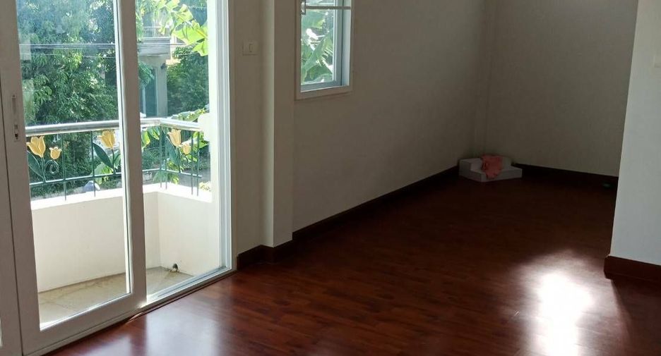 For sale 3 bedrooms house in Lam Luk Ka, Pathum Thani