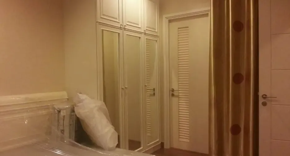 For sale 2 bedrooms condo in Sathon, Bangkok