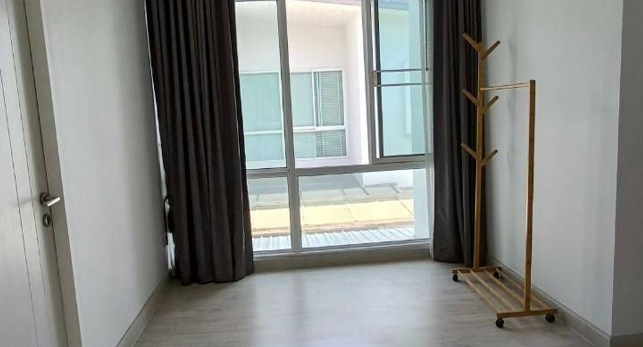 For rent 4 bedrooms house in Phutthamonthon, Nakhon Pathom