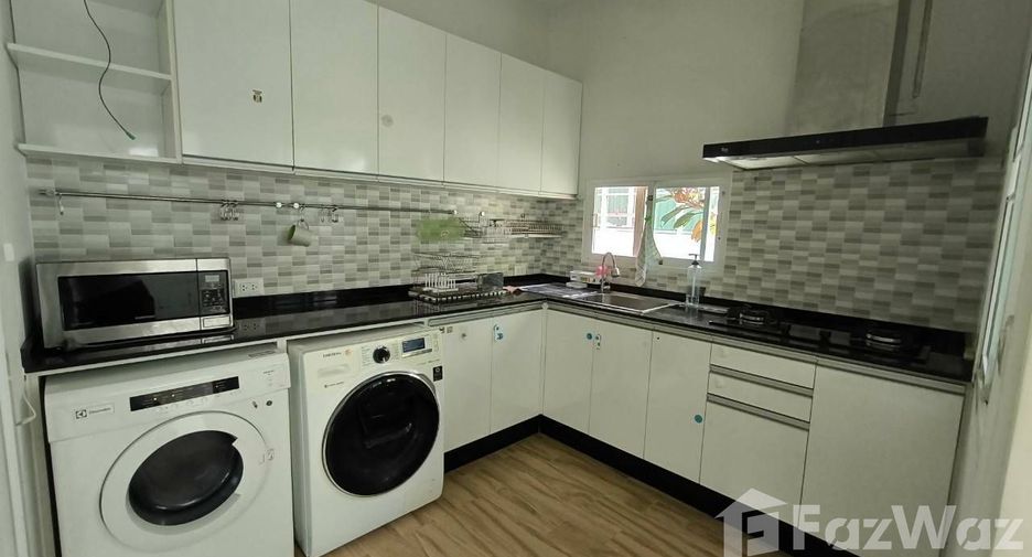 For rent 4 bedrooms house in Phutthamonthon, Nakhon Pathom