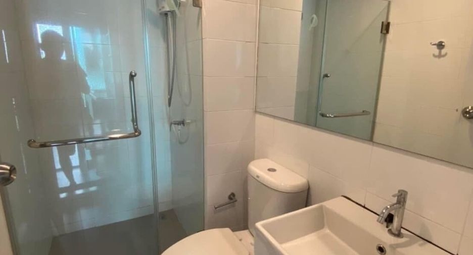 For sale 1 Beds condo in Bang Na, Bangkok
