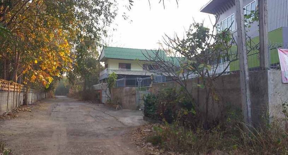 Haus zum Kauf mit 10 Zimmer in Mueang Lampang, Lampang