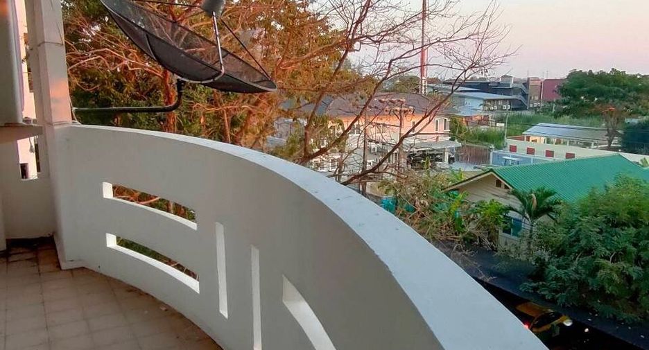 For sale 1 bed condo in Bang Phli, Samut Prakan