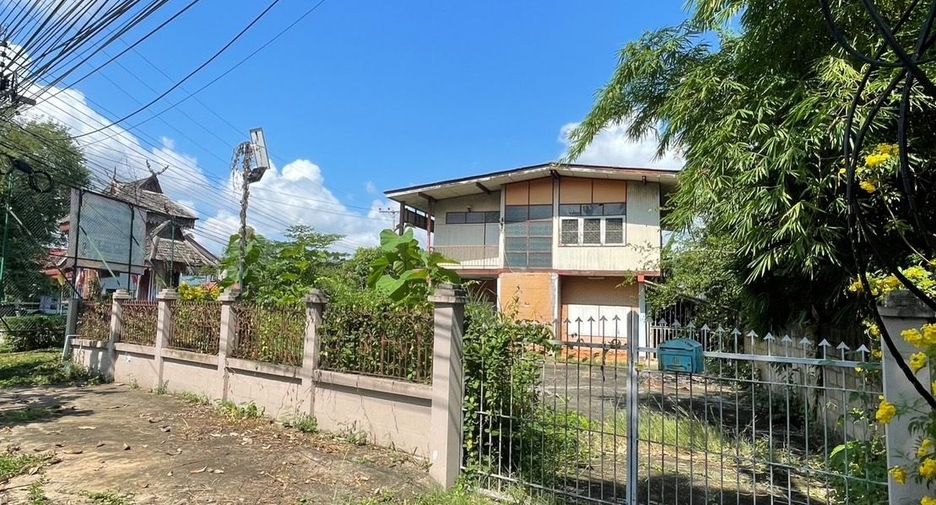 Casa en venta de 5 habitaciones en Mueang Lampang, Lampang
