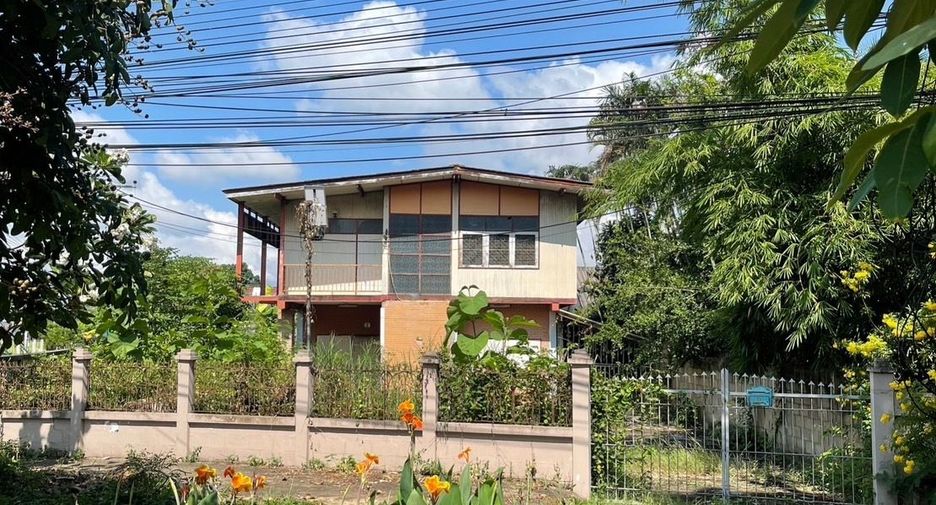 Casa en venta de 5 habitaciones en Mueang Lampang, Lampang