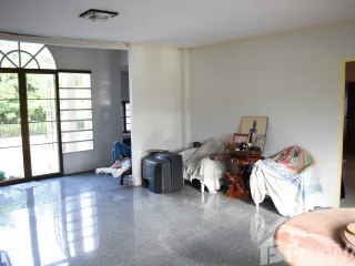 Haus zum Kauf mit 3 Zimmer in Nakhon Chai Si, Nakhon Pathom