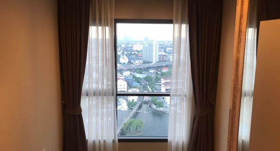 For sale 2 bedrooms condo in Khlong Toei, Bangkok