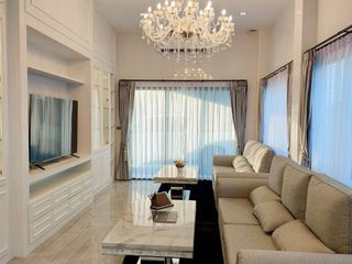 For rent 5 bedrooms villa in Mueang Chon Buri, Chonburi