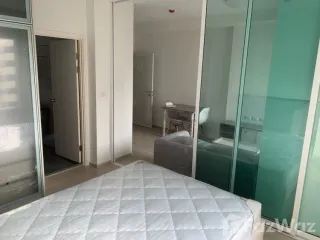 For sale 1 bed condo in Huai Khwang, Bangkok