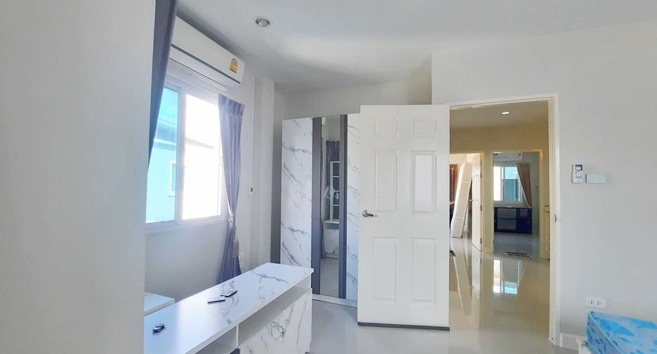 À louer 3 chambres maison de ville à Bang Bua Thong, Nonthaburi