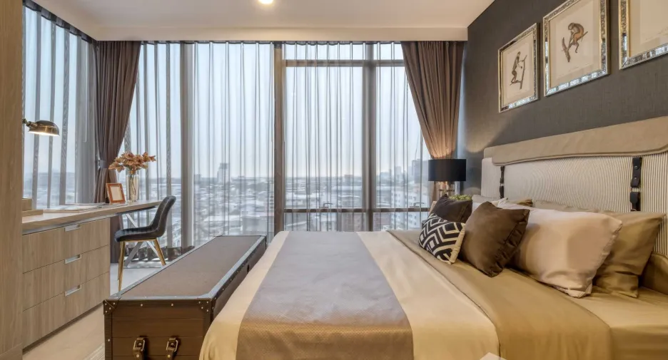For sale 2 bedrooms condo in Khlong Toei, Bangkok